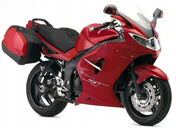 NAKLEJKI TRIUMPH SRINT ST 2005-2009 CZERWONY